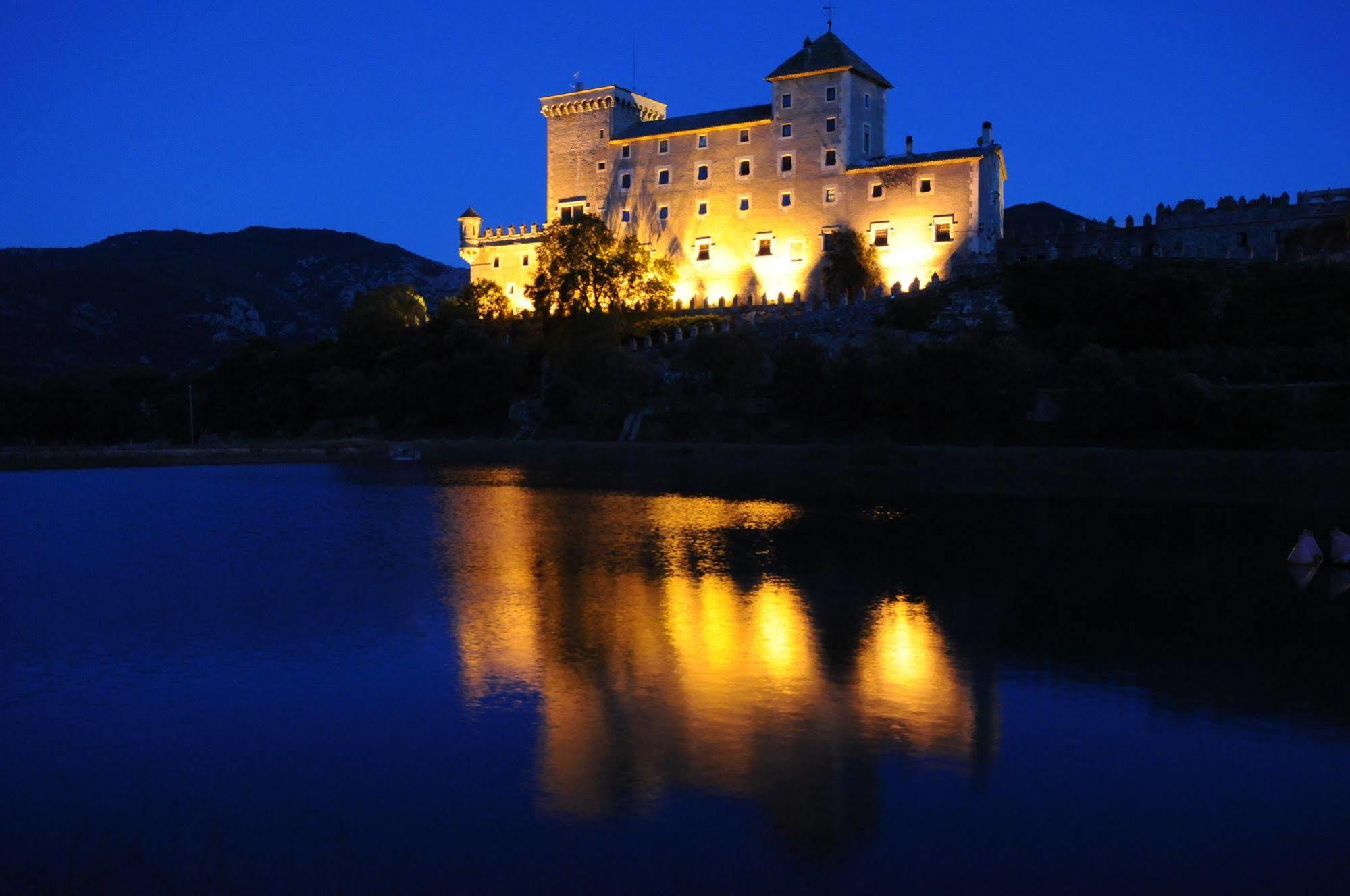 Castell De Riudabella *